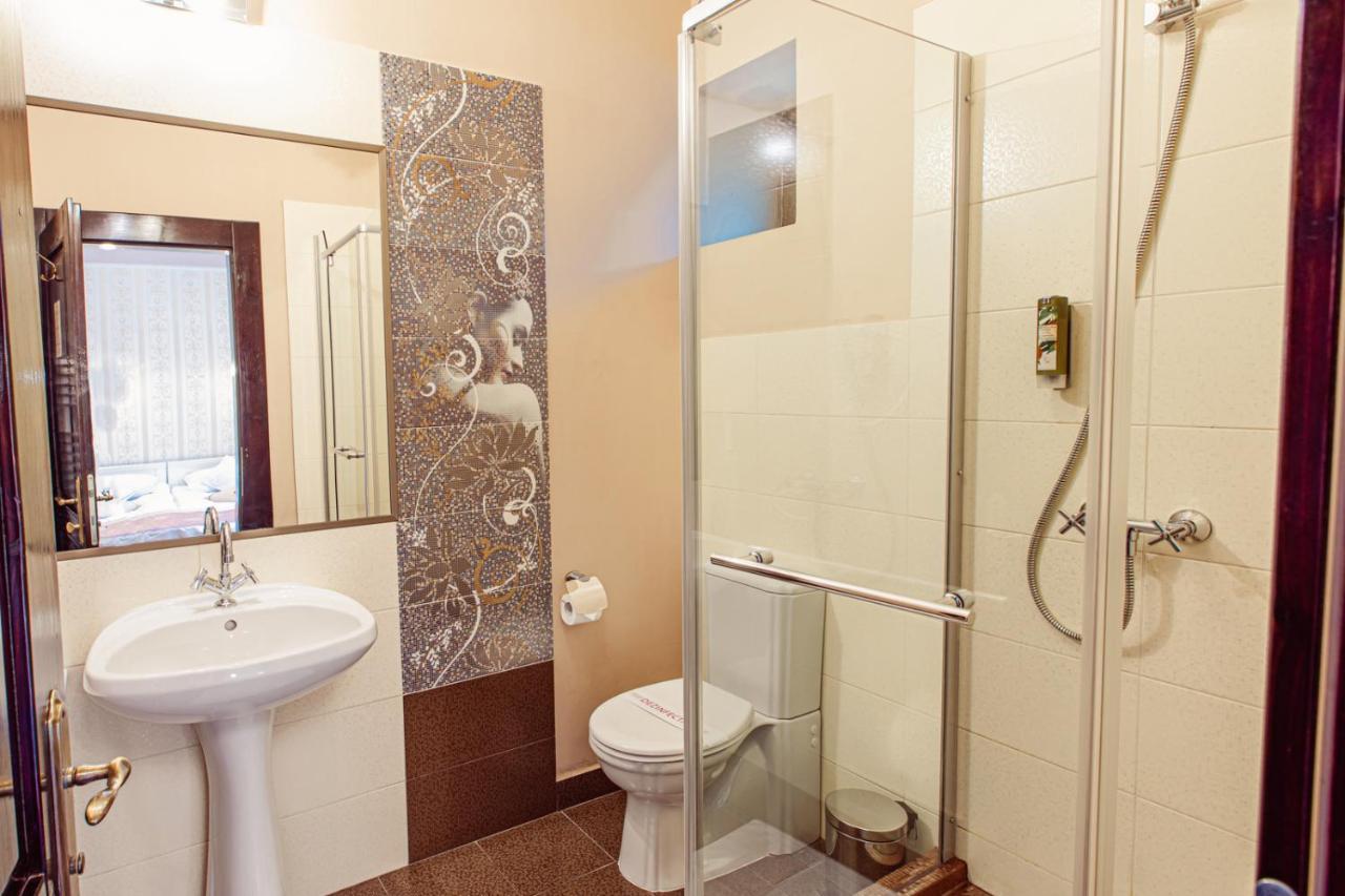Standard Double or Twin Room,1170013750:JPEG